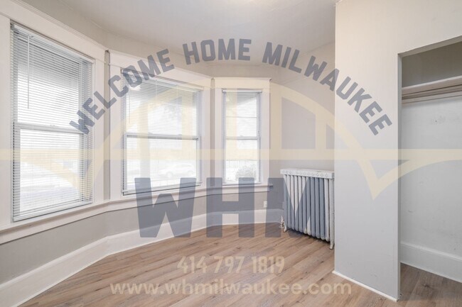 Building Photo - PRICE DROP! Welcome Home to this Charming ...