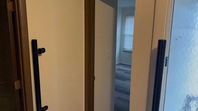 Building Photo - 704 Wakefield Rd