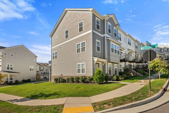 Building Photo - Burkitt Ridge Townhome
