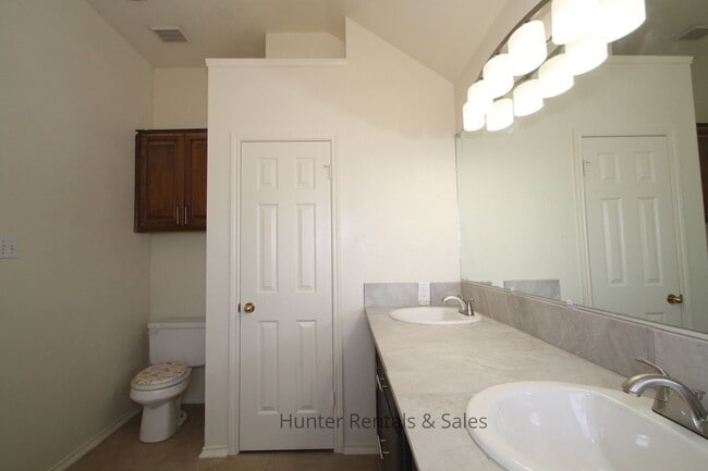 Building Photo - Brook Hollow Honey!