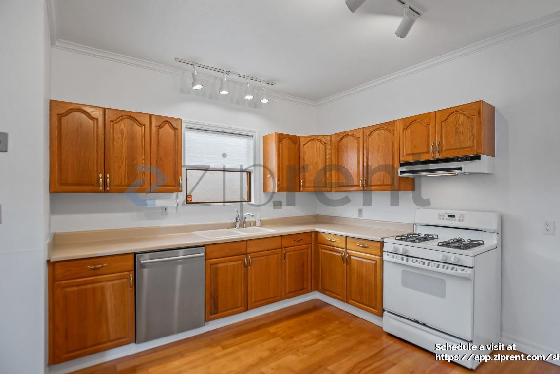 Building Photo - 4151 Manila Ave