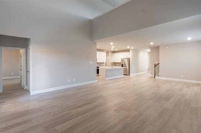 Building Photo - 909 Elijah Ln