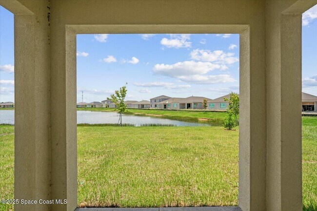 Building Photo - 1854 Capital Dr