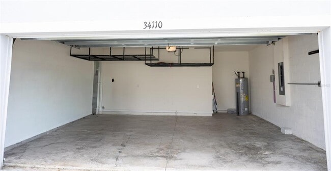 Building Photo - 34110 Jasper Stone Dr