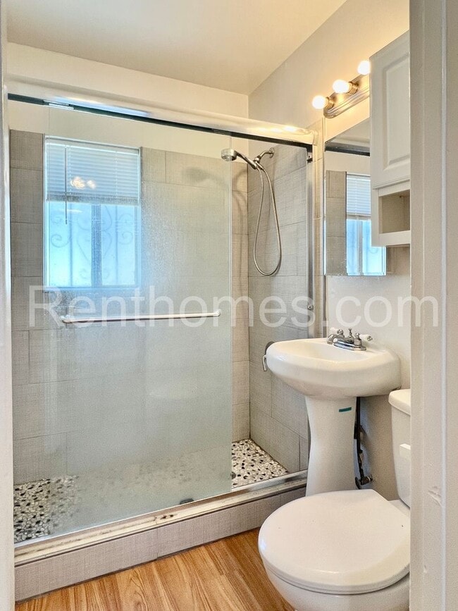 Building Photo - 3821 Meade Ave