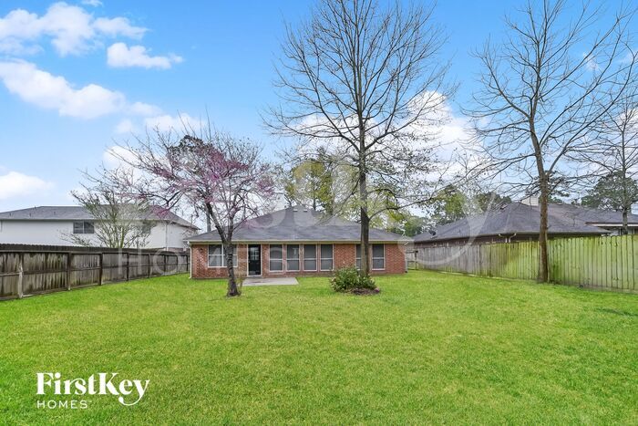 Building Photo - 18719 Timber Trce Dr