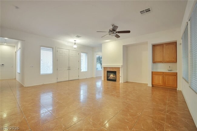 Building Photo - 2585 Portsmouth Creek Ave