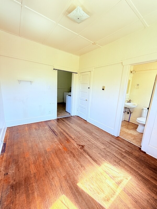 Building Photo - 722 E Drachman St