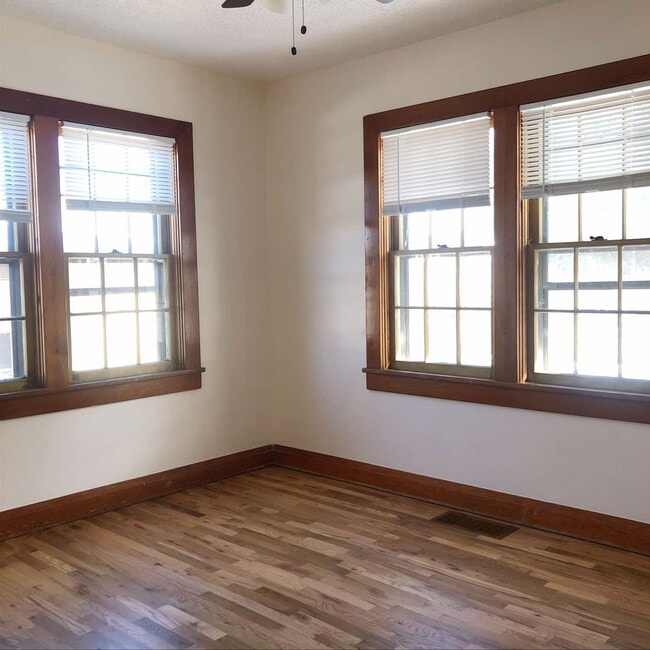 Building Photo - 1702 Dotsero Ave