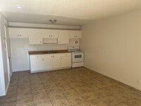 Building Photo - Available 1 Bedroom Condo In Central Las V...