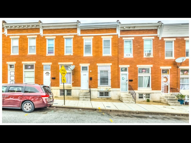 Building Photo - 1634 Darley Ave