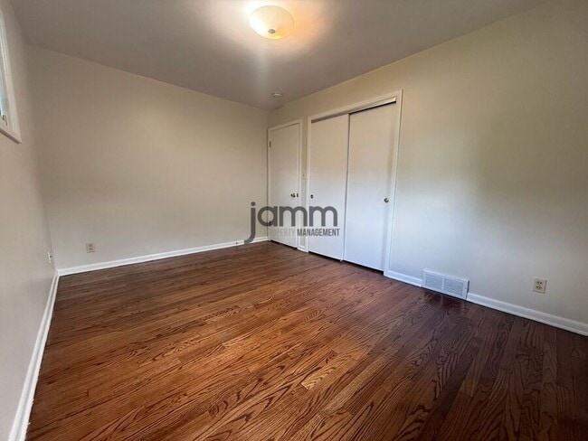 Building Photo - 24113 E Silsby Rd