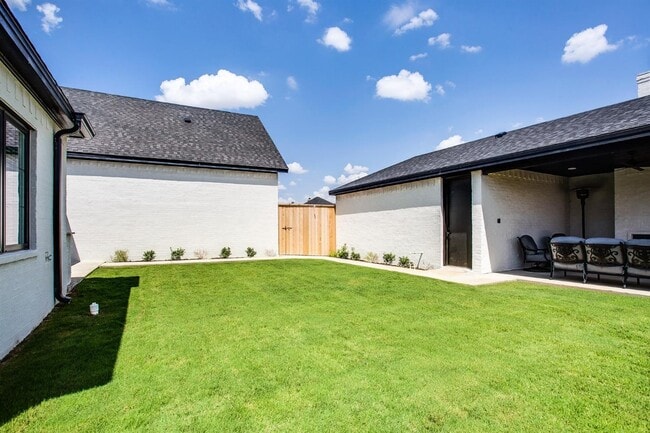 Building Photo - 3812 138th St