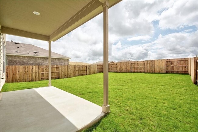 Building Photo - 121 Nettletree Dr