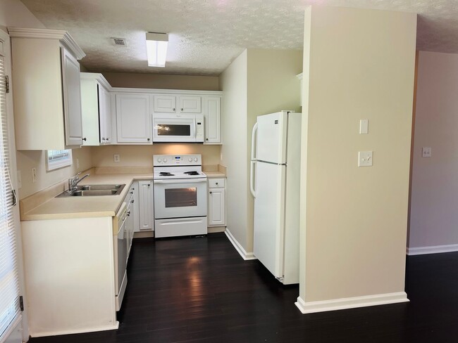 Building Photo - Beautiful 3 bedroom, 2 bathroom home located in Grantville! Must see!