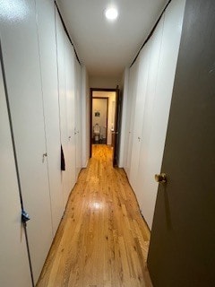 Building Photo - 3055 N Sheffield Ave