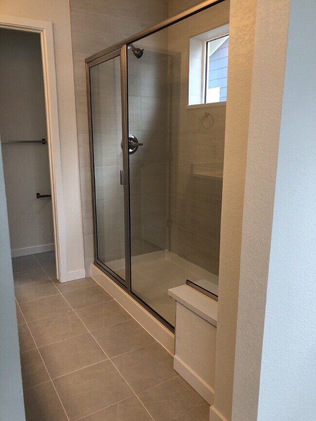 Building Photo - "Spacious 5-Bedroom New Construction Home available July 5th!"