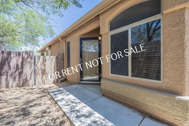 Building Photo - 6313 E Garden Stone Dr