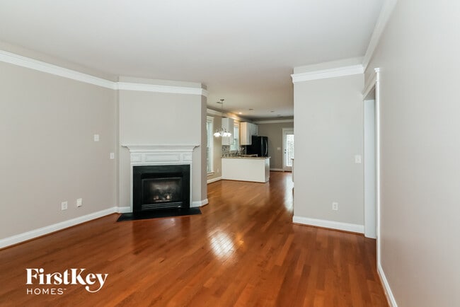 Building Photo - 7142 Blakeney Greens Blvd