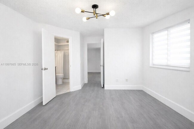 Building Photo - 12620 Vista Isles Dr