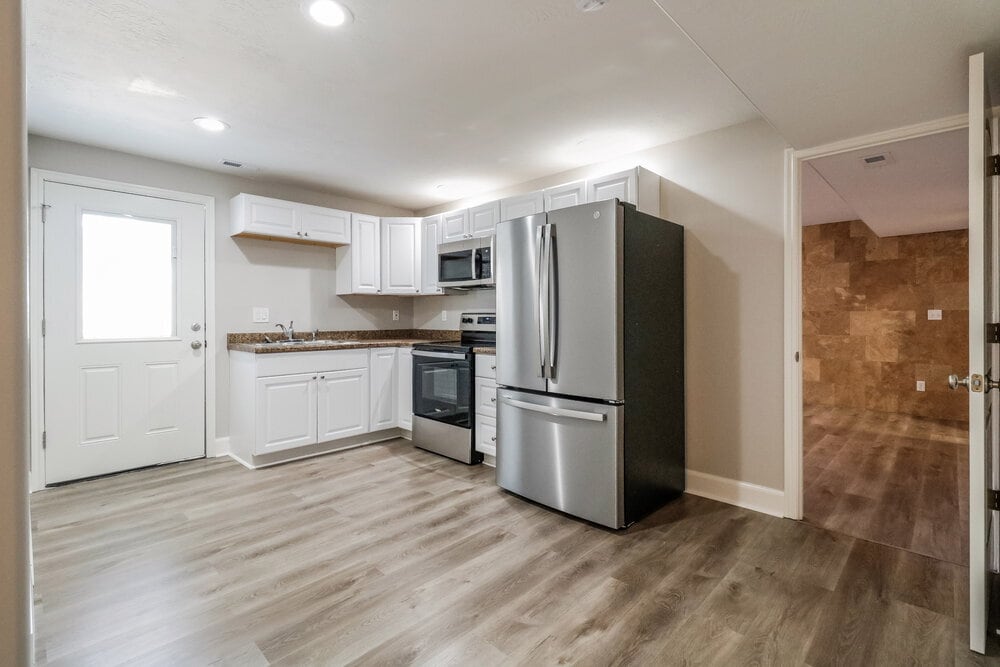 Building Photo - 817 N 600 W