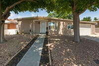 Building Photo - 4601 Palo Duro Ave NE
