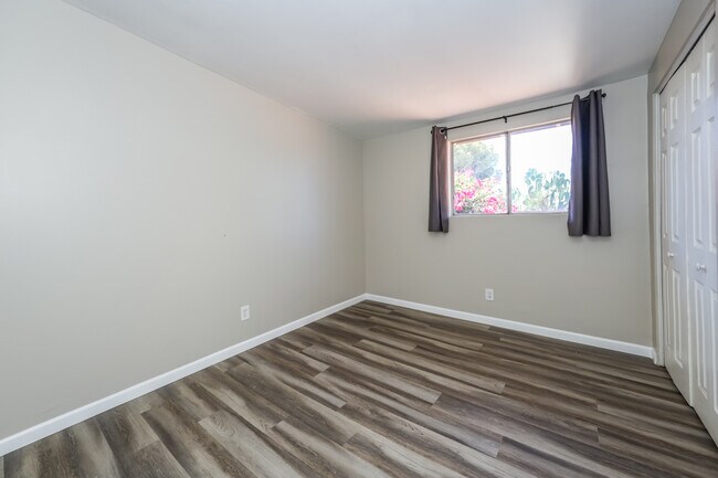 Building Photo - 3221 S Grady Ave