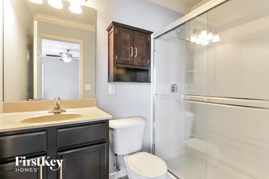 Building Photo - 1007 Carpathian Dr