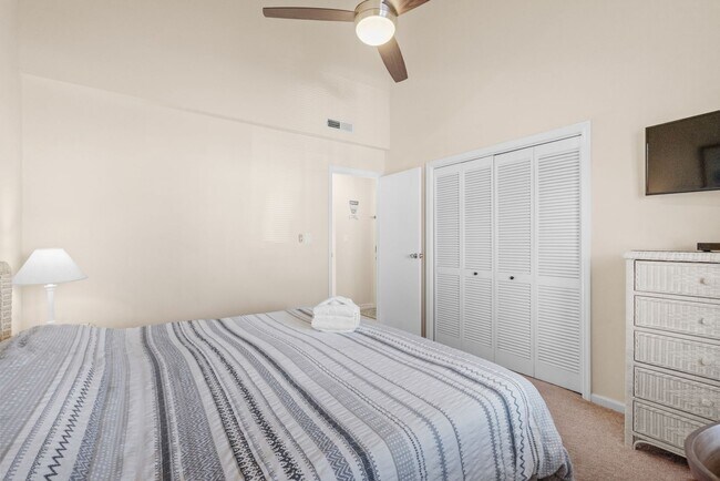 Building Photo - ***FREE UTILITIES!!***Seasonal Rental ONLY...