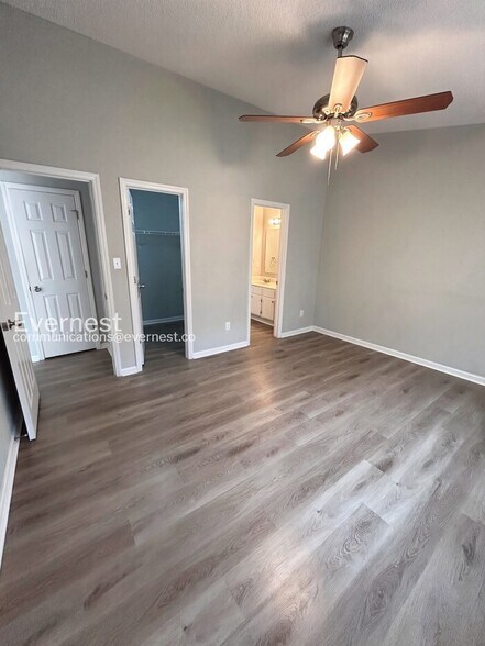 Building Photo - 1228 Capps Hollow Dr