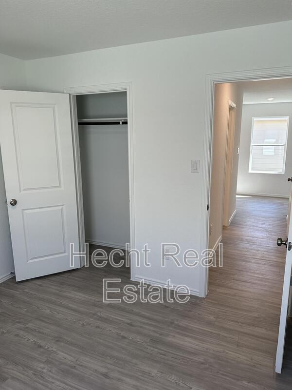 Building Photo - 5813 Texas Spur