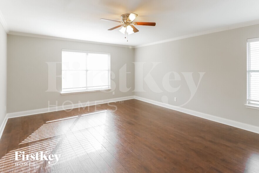 Building Photo - 3956 Polar Brook Dr