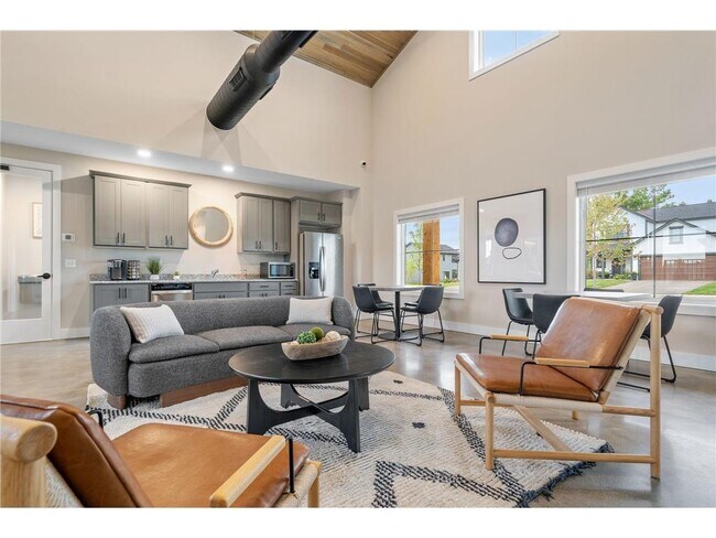 Building Photo - 1173 Dundalk Trl