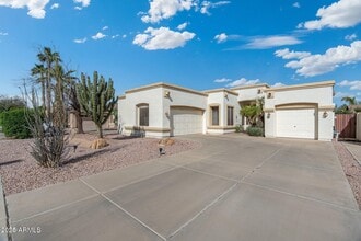 Building Photo - 1683 S Heritage Dr
