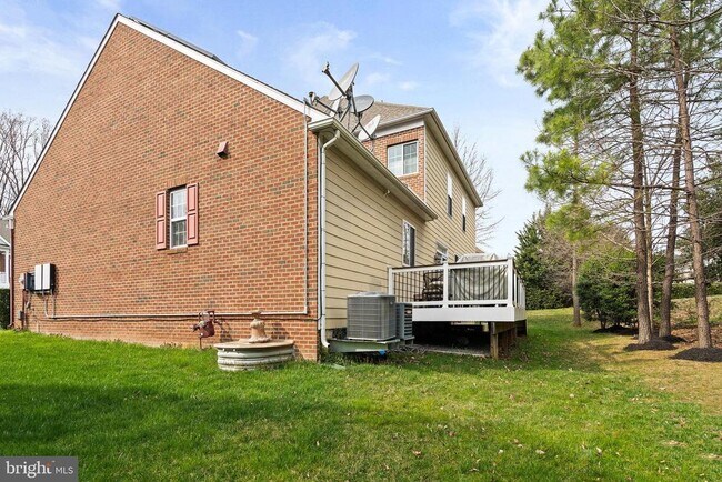 Building Photo - 4561 Rona Pl