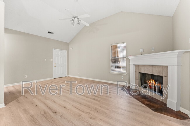 Building Photo - 7016 S Estacada Way