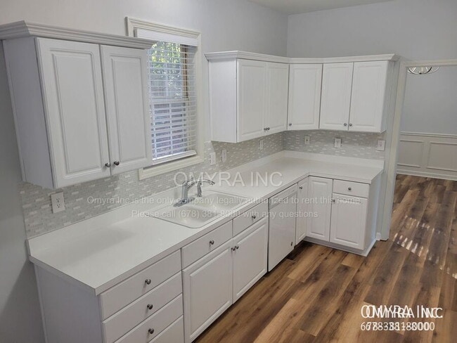 Building Photo - 3001 Rosebrook Dr