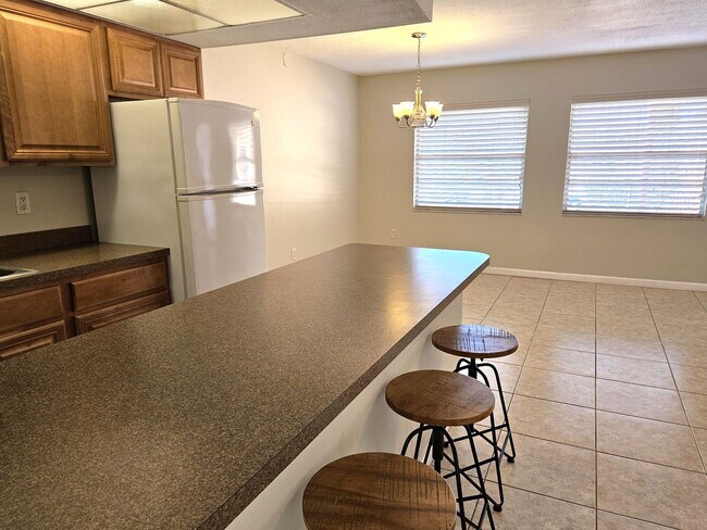 Building Photo - Annual 2nd Floor Condo For Rent located on...