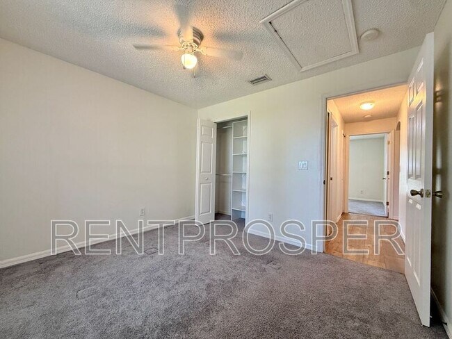 Building Photo - 4010 Wilkes Dr