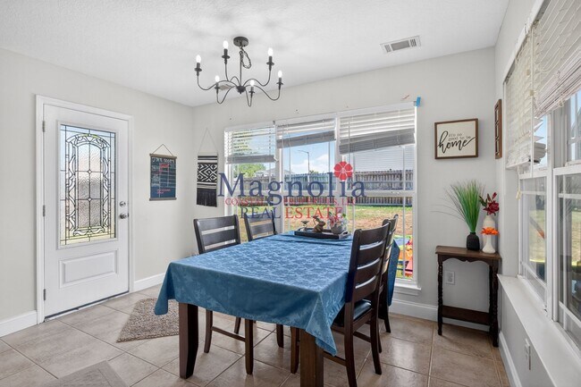 Building Photo - 3 bedrooms, 2 bathrooms in Richmond HIll's White Oak Subdivision! Close to I95, Savannah, Pooler ...