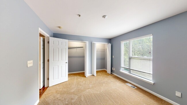 Building Photo - 2 bed/2 bath NoDa 2 story for lease