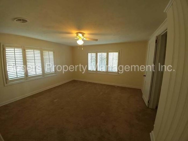 Building Photo - 1909 Marina Rd