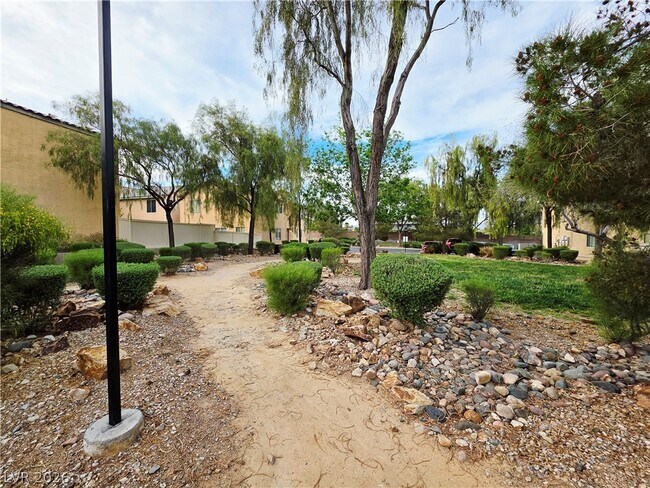 Building Photo - 8327 Fort Hallock Ave