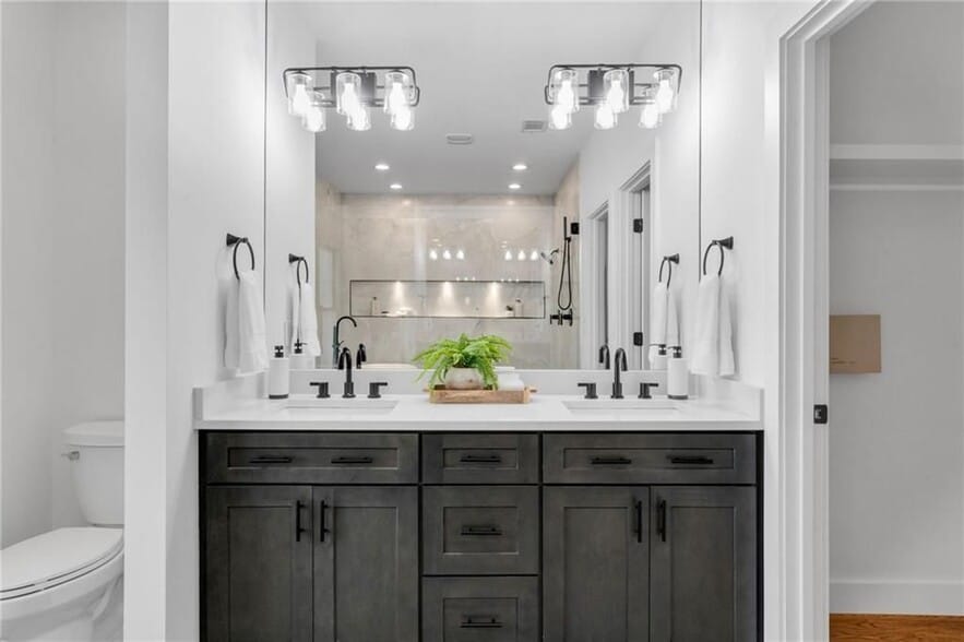 Building Photo - 976 Dunning St SE