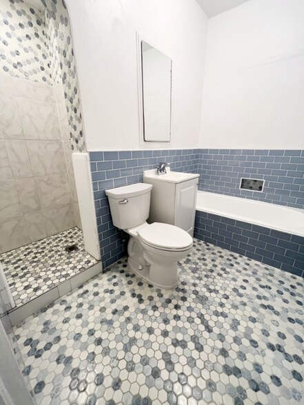 Building Photo - 227 S Gale Dr