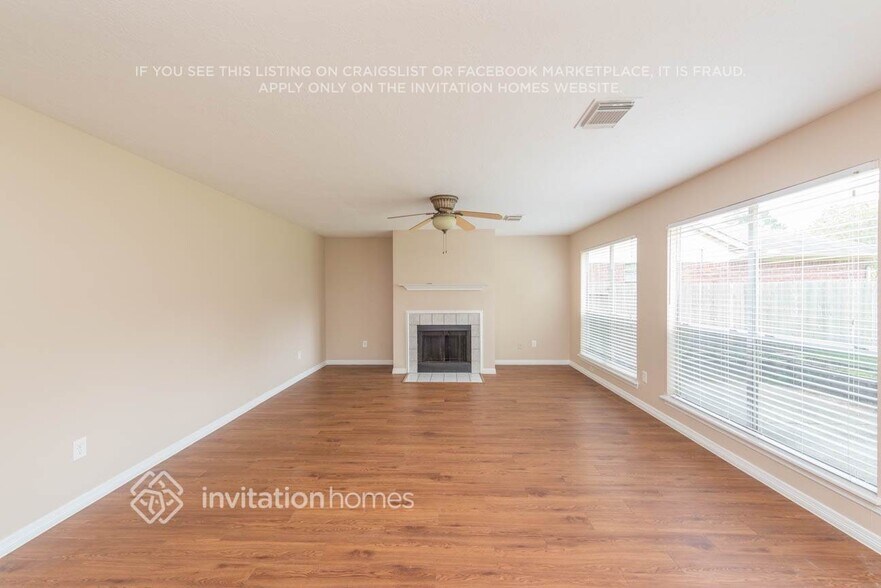 Building Photo - 6427 Founding Dr