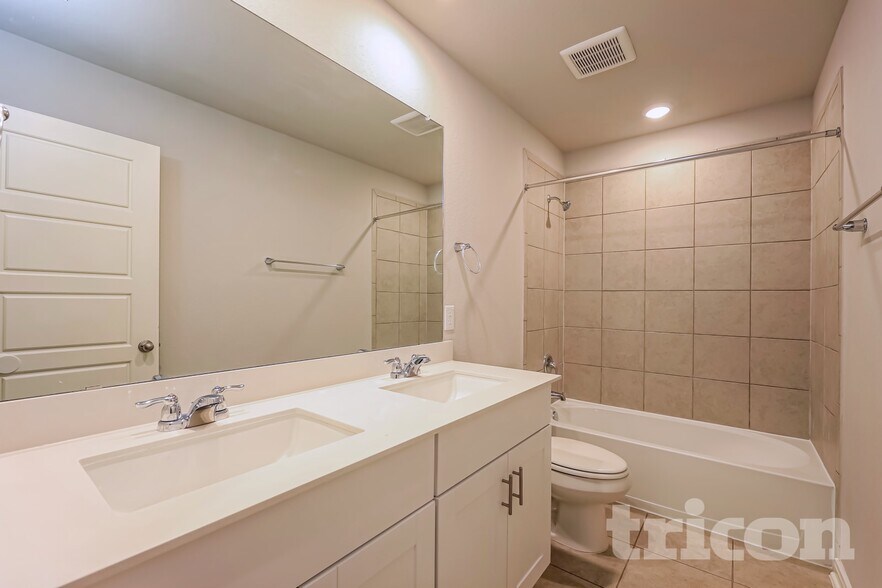 Building Photo - 5807 Nyla Wy