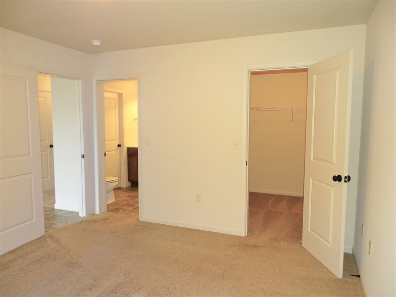 Building Photo - 414 Marlene Way