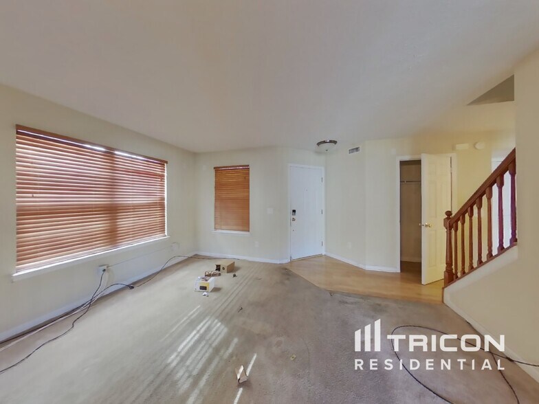 Building Photo - 8146 Birchfield Dr