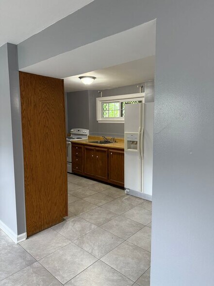 Building Photo - 183 Carroll St